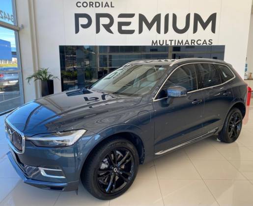 VOLVO XC60 2.0 T8 HYBRID MOMENTUM AWD GEARTRONIC